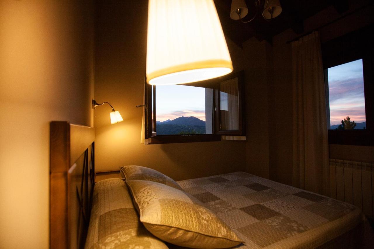 Cuatrovistes Guest House San Martin de Bada ภายนอก รูปภาพ
