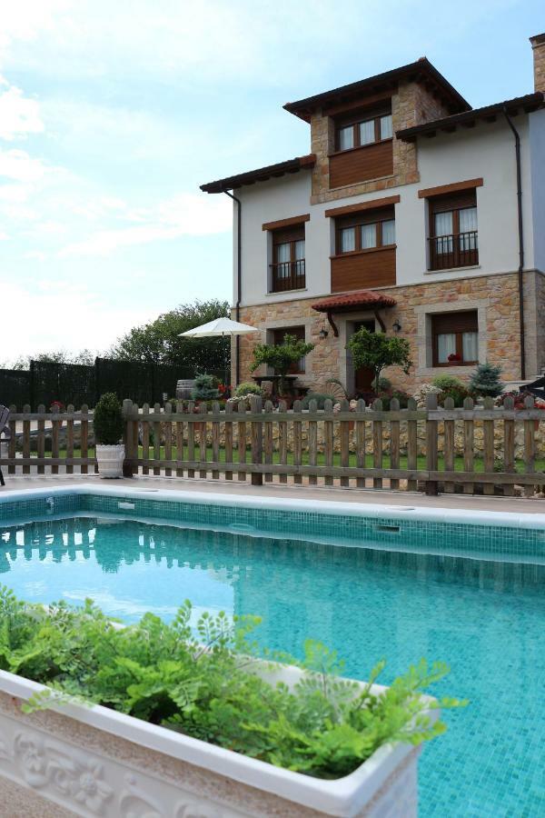 Cuatrovistes Guest House San Martin de Bada ภายนอก รูปภาพ
