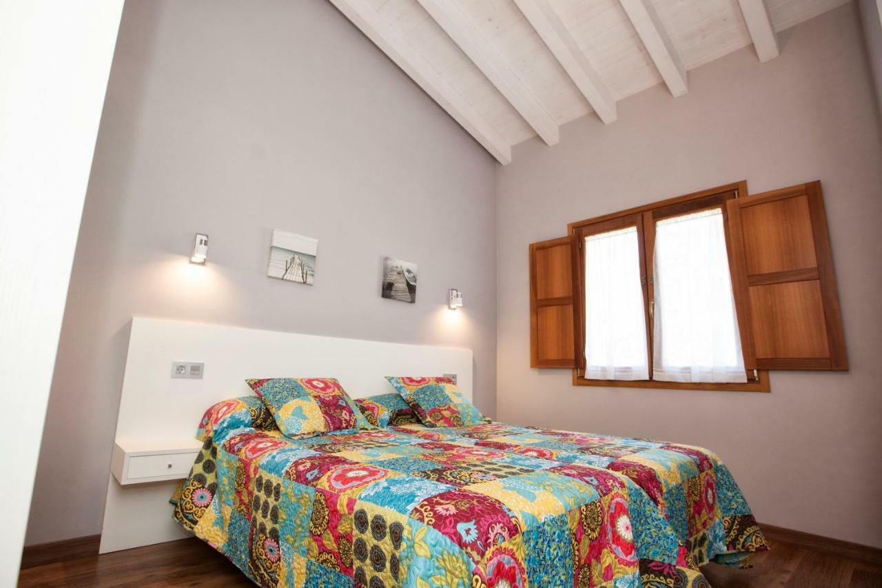 Cuatrovistes Guest House San Martin de Bada ภายนอก รูปภาพ