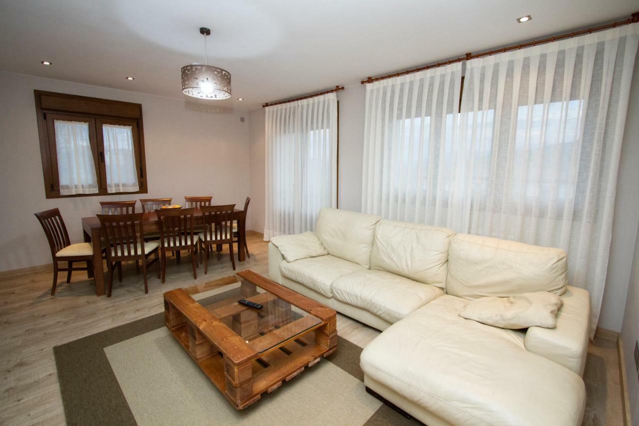 Cuatrovistes Guest House San Martin de Bada ภายนอก รูปภาพ